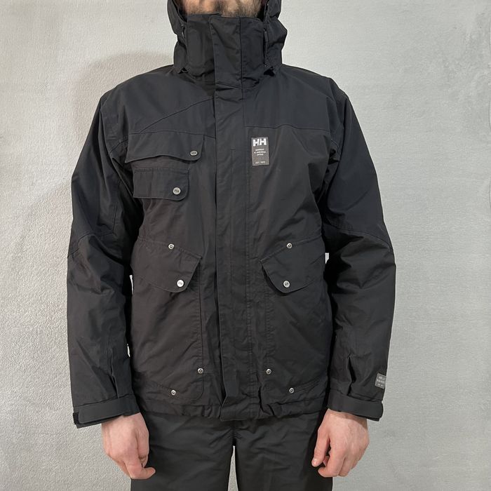 Оригінальна лижна куртка helly Hansen  Розмір М