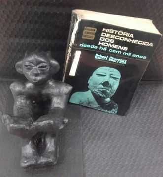 Estatueta Misteriosa Muito  Rara.