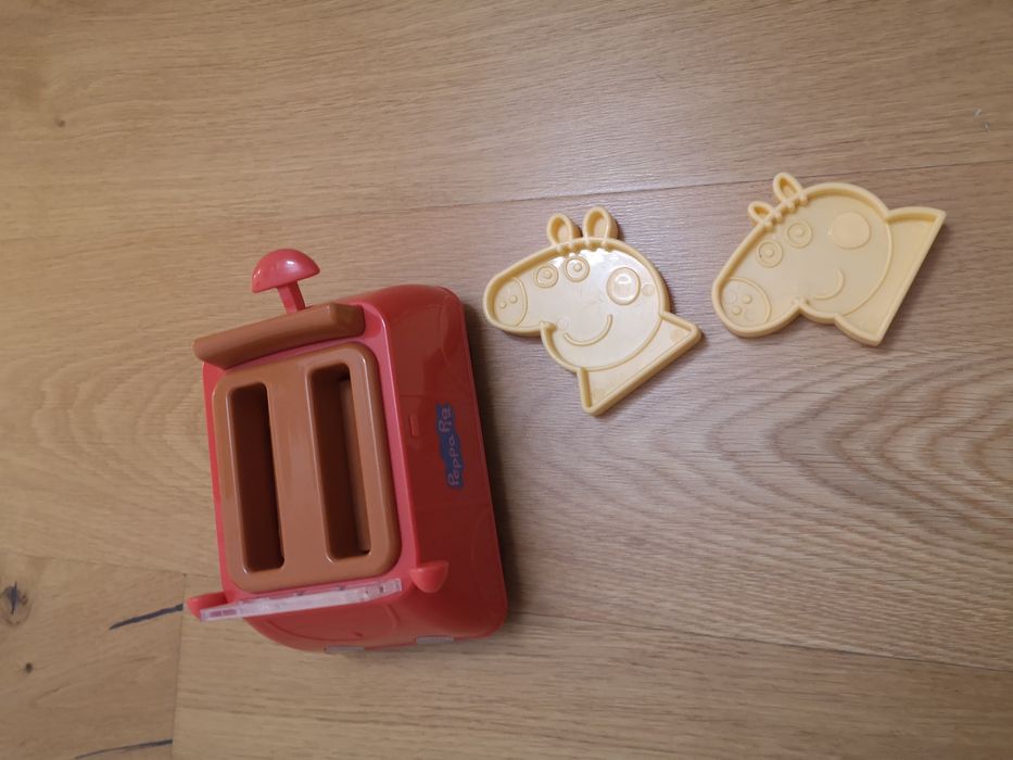 Zestaw dla wielbicieli Świnka Peppa - książki, puzzle, toster