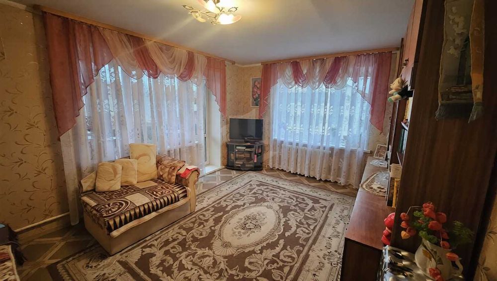 Затишна квартира в центрі: вул. Госпітальна, 2