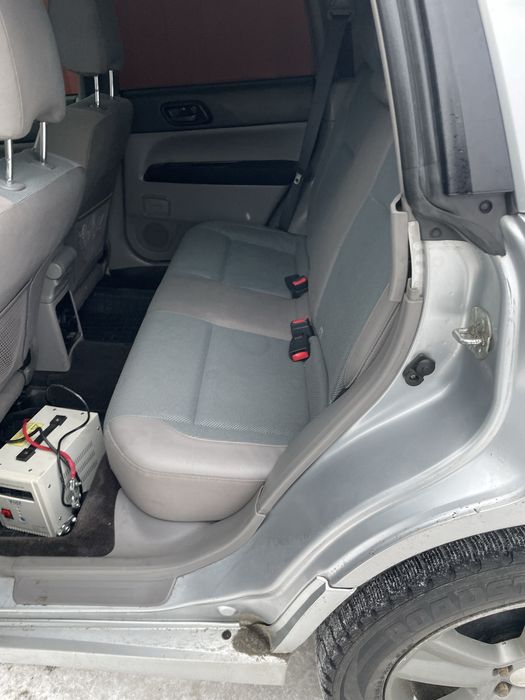 Прдам субару форестер