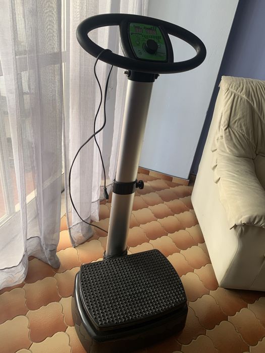 Máquina de fitness vibratória