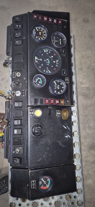 Deska rozdzielacza Hsw 534 - części