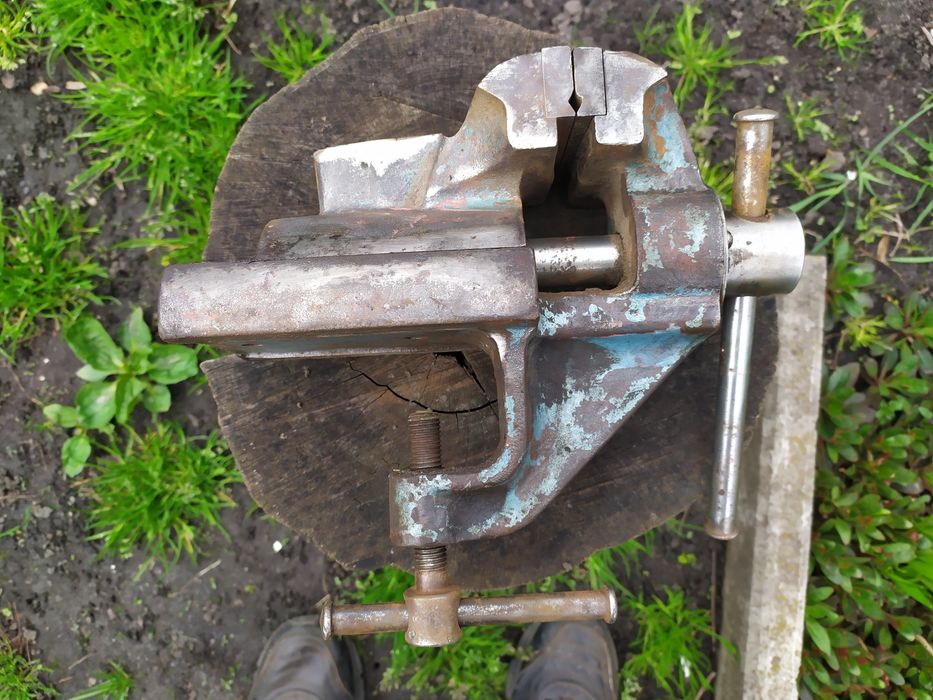 Ретро советские тиски СССР