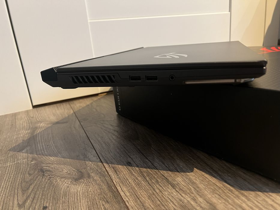 Asus G513QR ROG STRIX Ryzen 7 RTX 3070 16 GB RAM