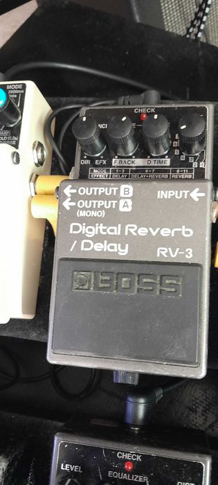 Boss DD-6 Digital Delay + Boss RV-3 Digital Reverb/Delay – Vendo ou Troco