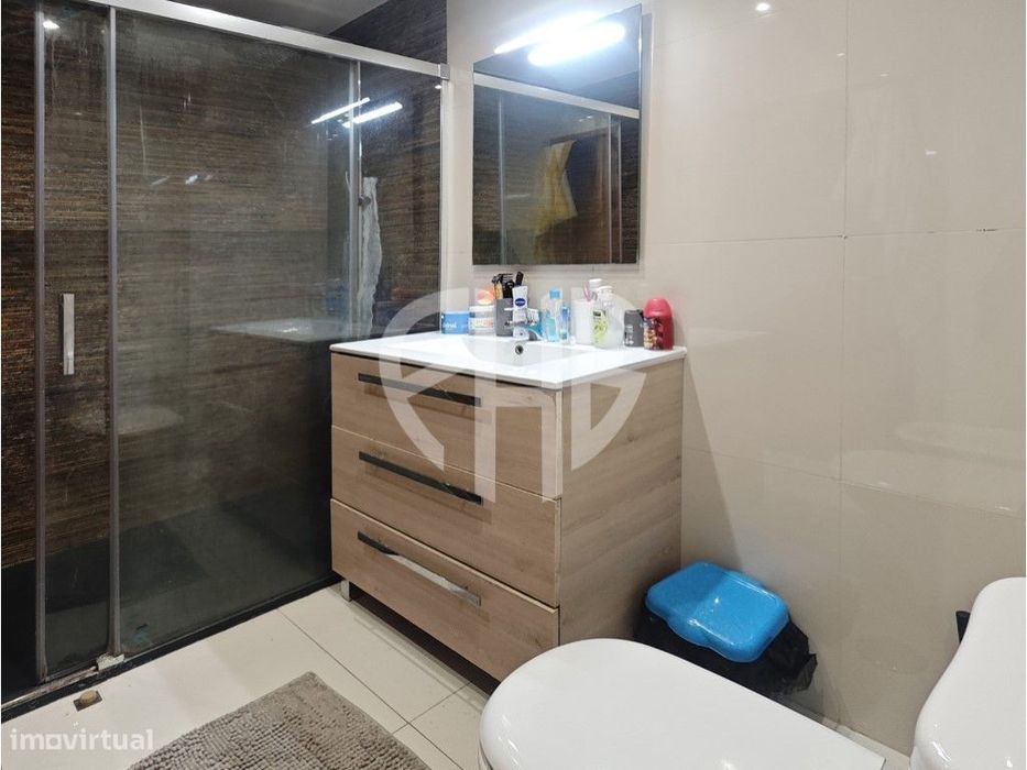 Apartamento T3 para Arrendamento em Fernão Ferro | Avenida dos Redo...