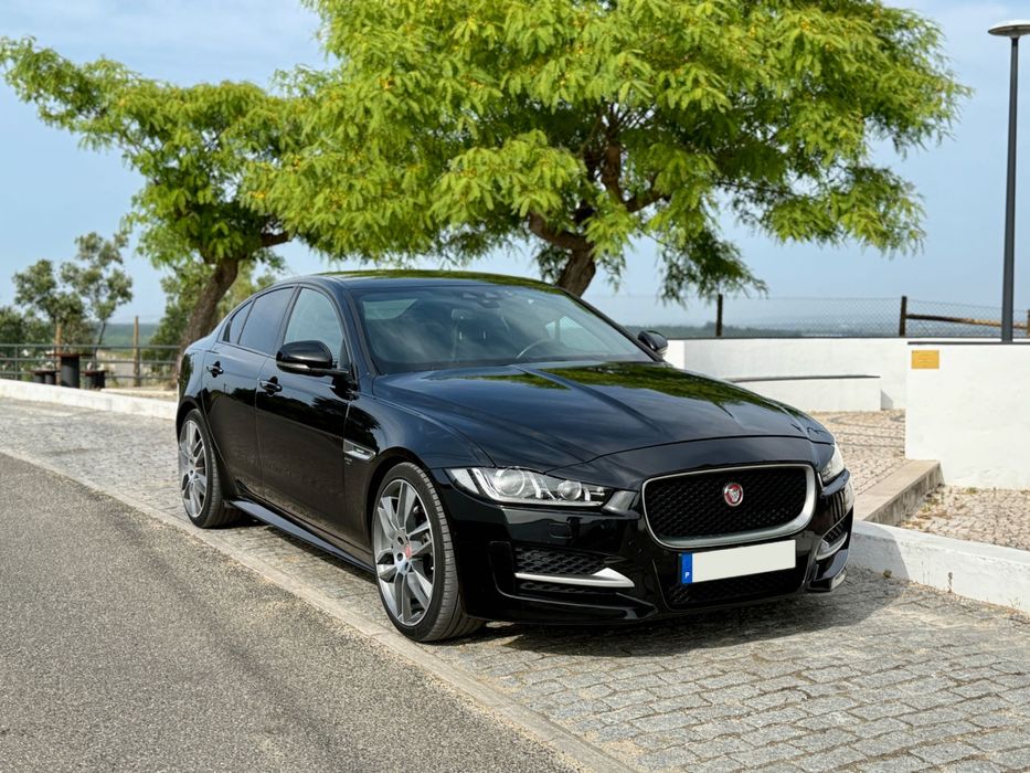 Jaguar XE R-Sport 2.0D | 2018 | Possibilidade de financiamento