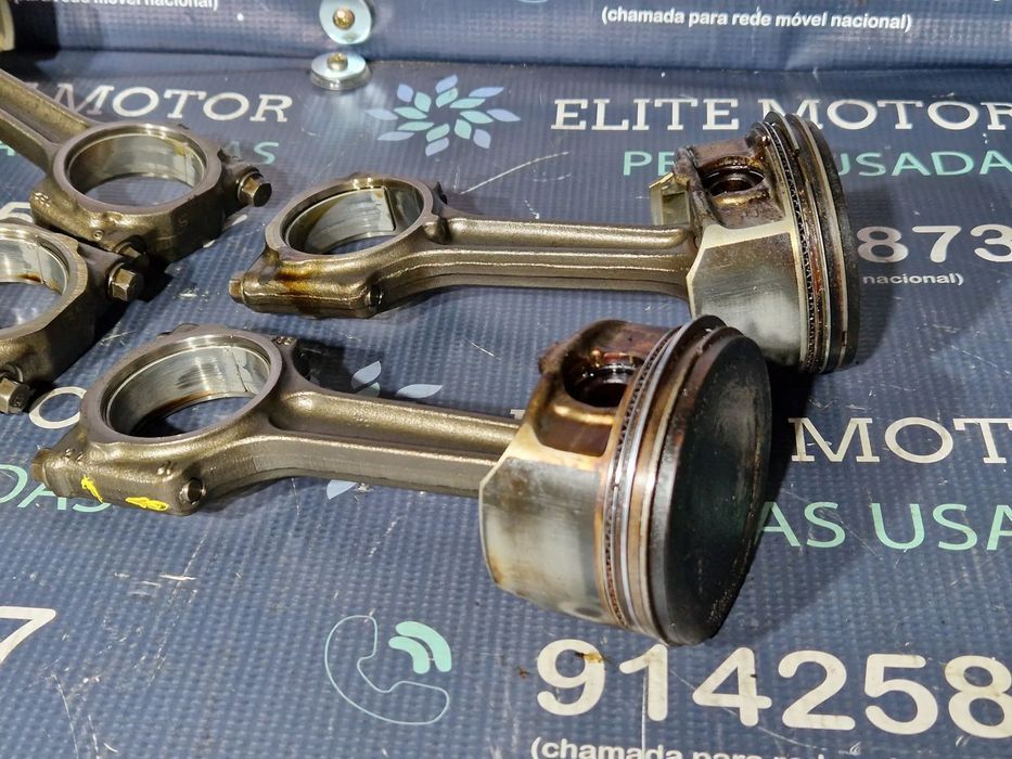 Conjunto de 4 pistões e bielas usados MINI COOPER S R53 COMPRESSOR