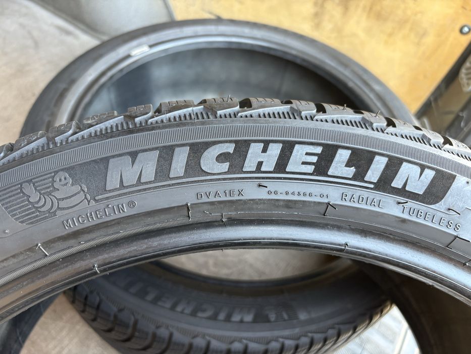 265/40 R22 i 295/35 R22 106V XL Michelin Pilot Alpin5 SUV art.(2642)