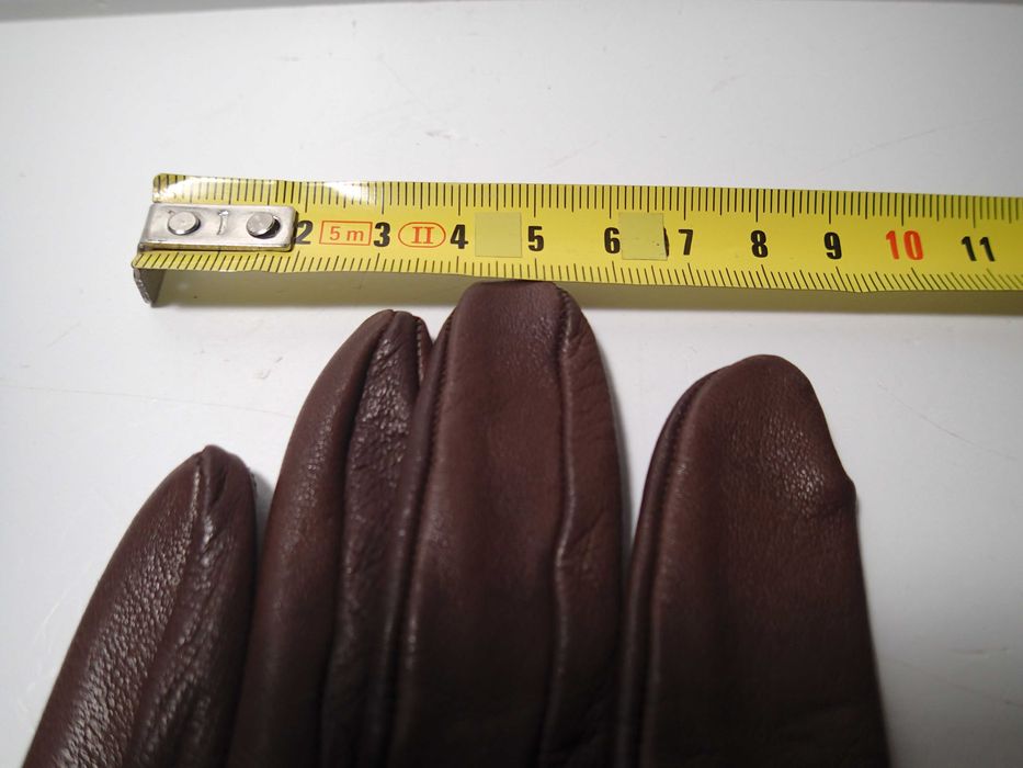 Luvas de Senhora antigas em pele