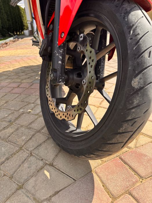 Продам Honda CBR в дуже хорошому стані.