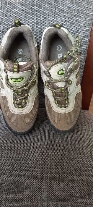 Buty trekingowe damskie