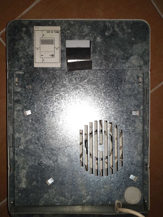 Grzejnik ścienny / Termowentylator AKO 2000W (H 260/1) IP24