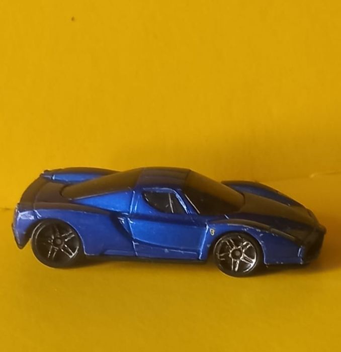 Enzo ferrari hot wheels