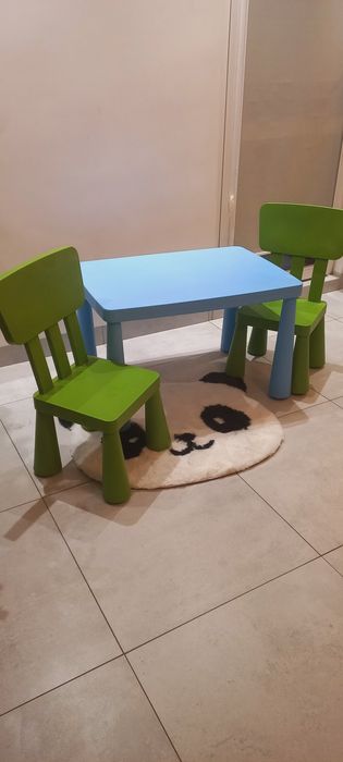 Stolik i 2 krzesla ikea dla dzieci