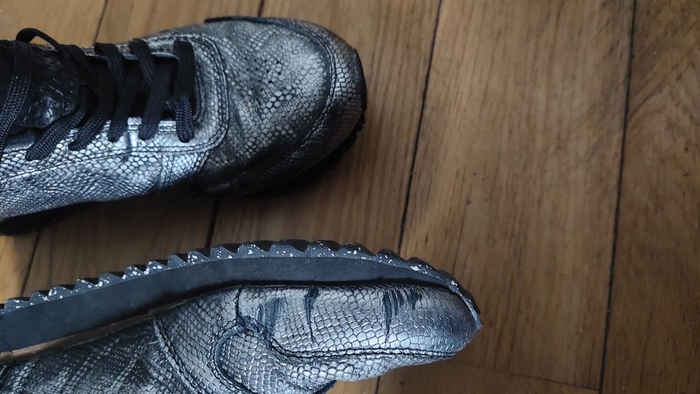WODEN niesamowite srebrne skórzane sneakersy r.37