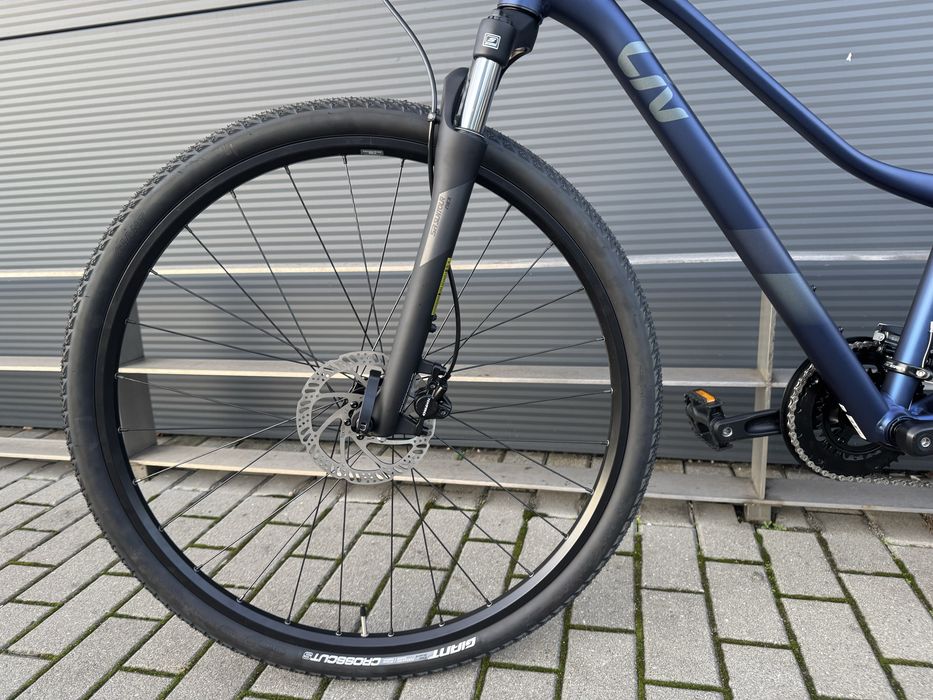 NOWY Giant Liv Rove 2 Cross 2025 Eclipse M rower damski scott cube 29