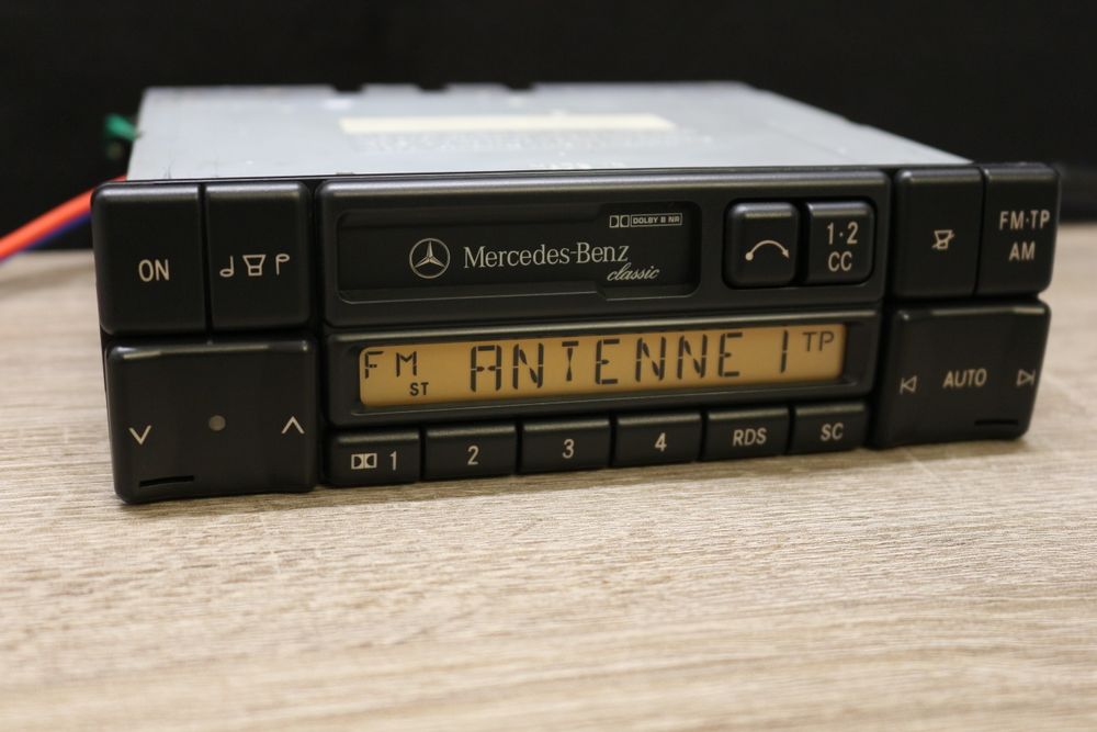Radio Becker Classic MERCEDES R107 W126 W201 R129 W140 w123 w202 w210 ...
