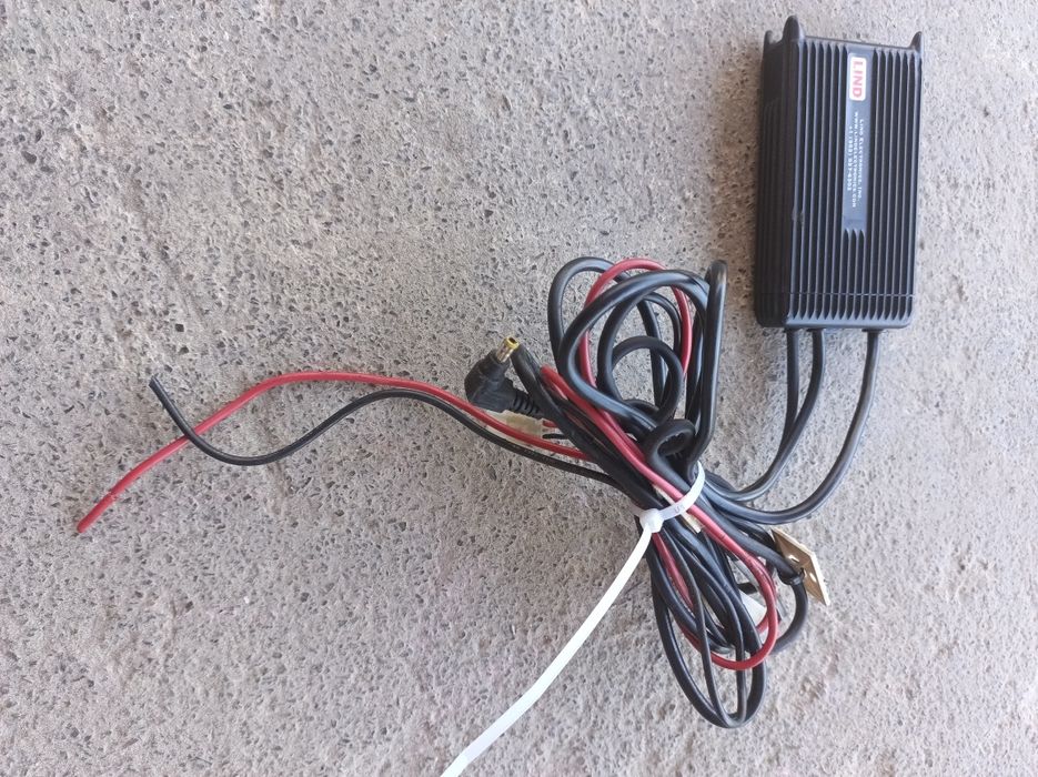 Зарядний пристрій для ноутбуків  Panasonic