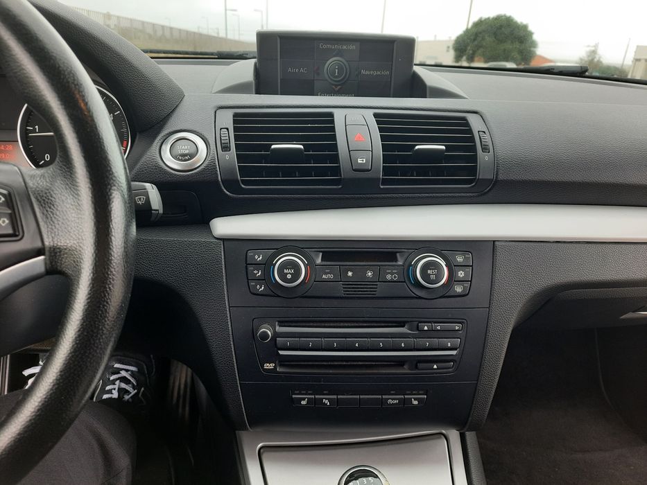 BMW série 1 120 D - motor potente e fiável com muitos extras