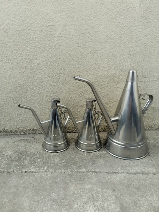 3 galheteiros antigos em inox