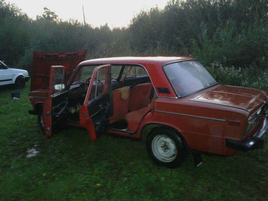 Автомобіль Ваз 21061