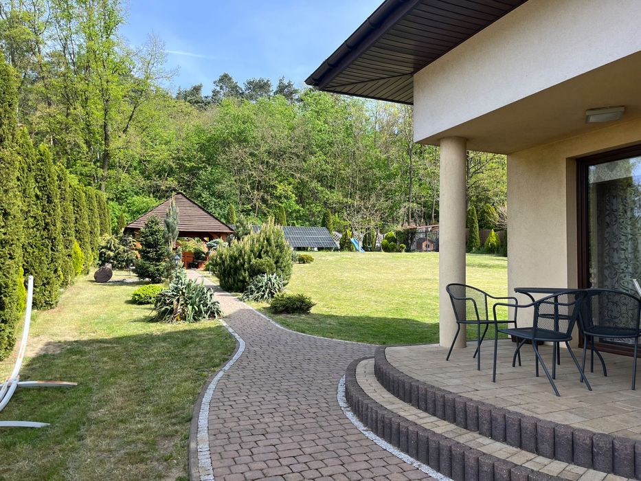 Sprzedam dom przy lesie