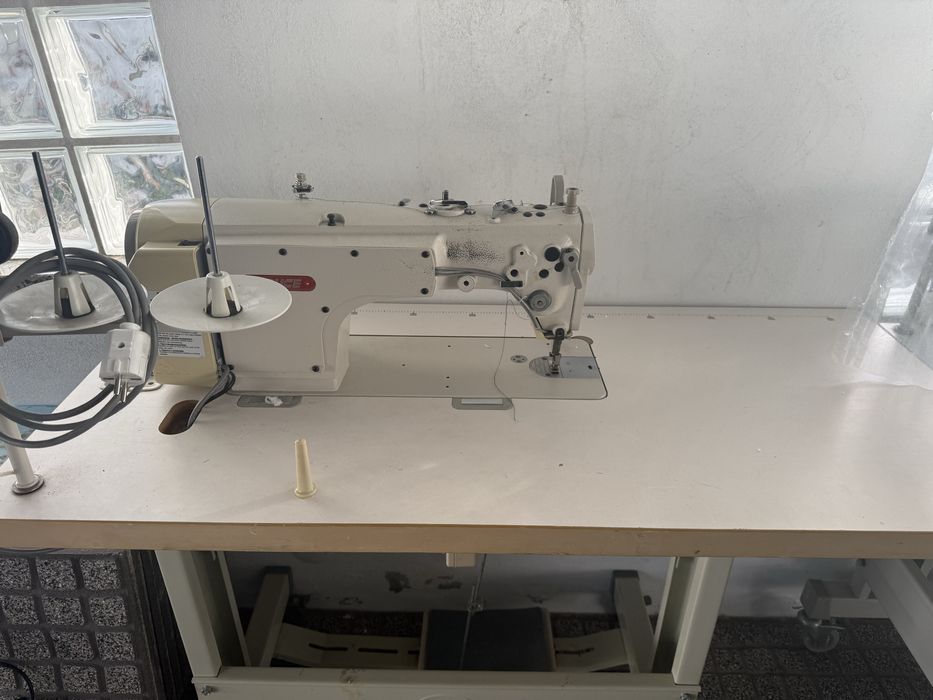 Vendo maquina  de ponto corrido marca bruce- 500€