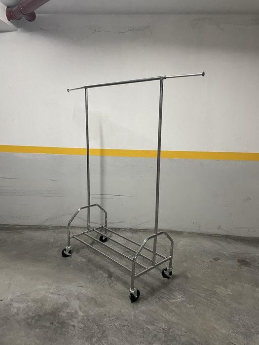 Charriot metalico  c/rodas