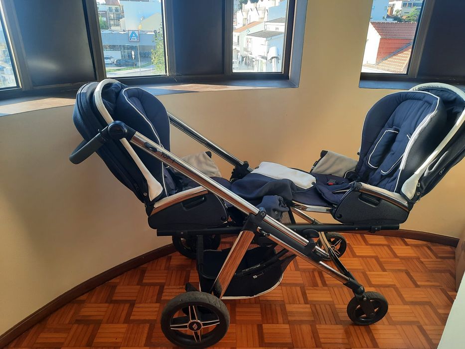 Carrinho de Bebé Gêmeos