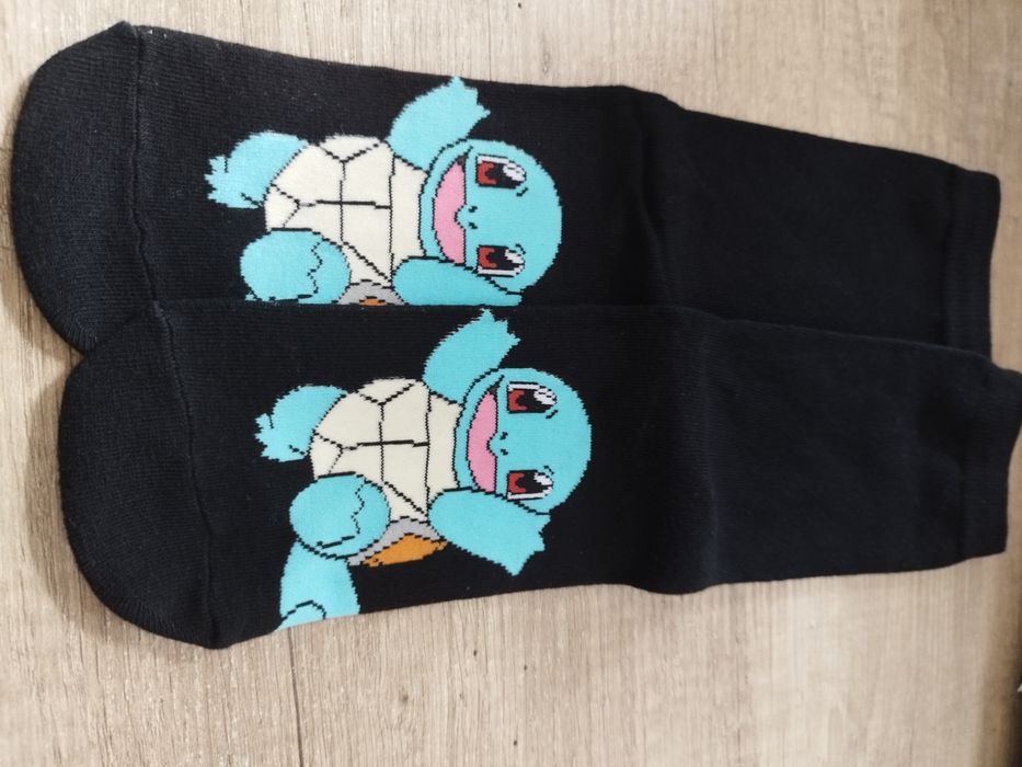 Skarpetki na licencji pokemon Pikachu psyduck chsrmander squirtle