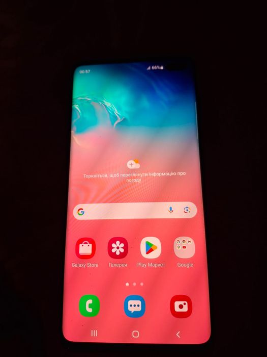 Samsung S10+ продаеться