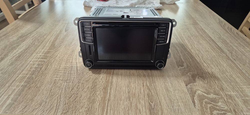 VW radio nawigacja COMPOSITION