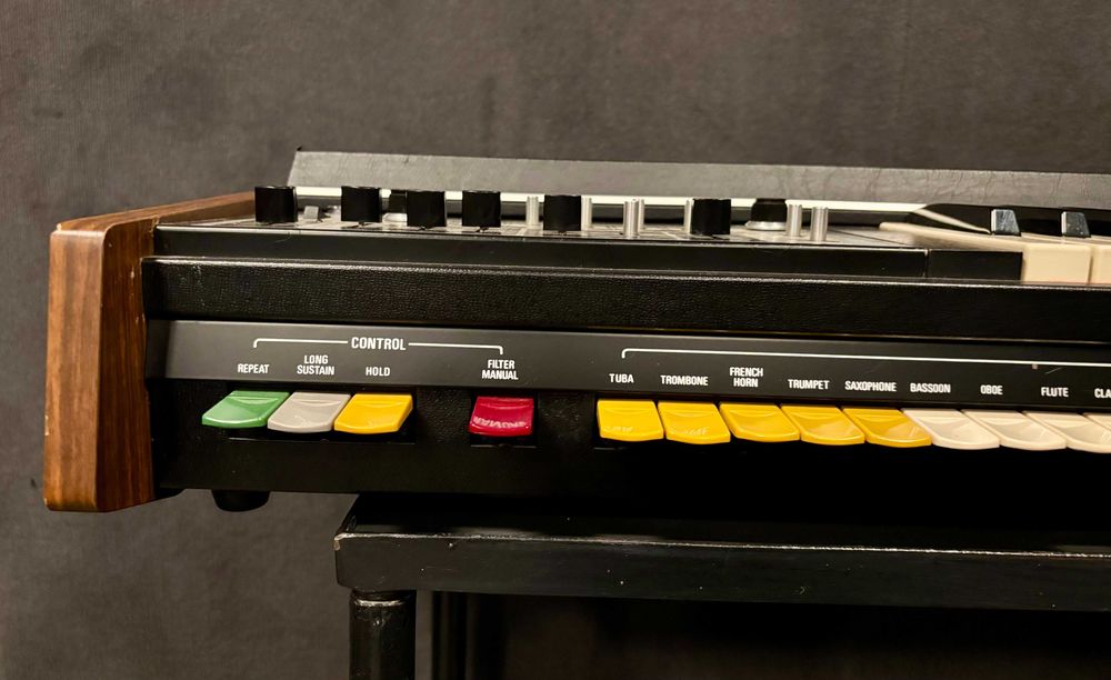Synth Roland SH2000