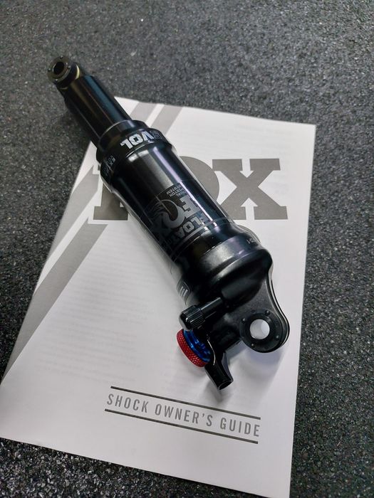 Nowy damper Fox Performance Elite DPS 190x40 Remote