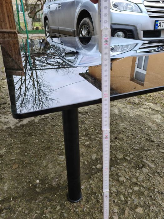 Журнальний столик