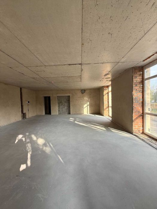 Фасадне комерційне приміщення 67м2. в зданому ЖК Французький Бульвар