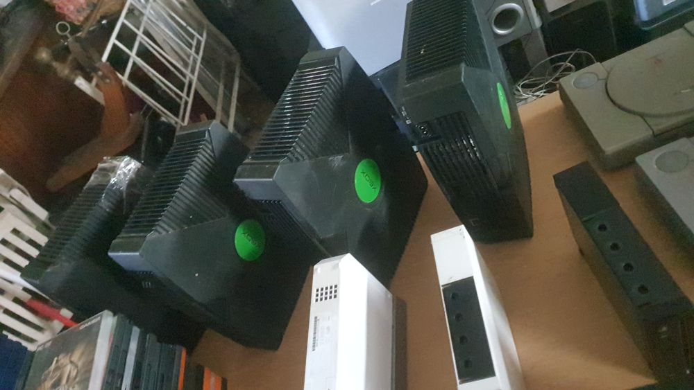 Consolas ps1 ps2 sim é e outras xbox 360 xbox  tb das 1 vendo tudo lot