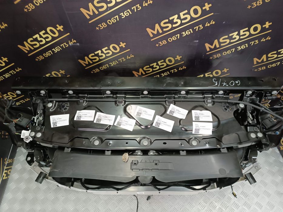 Панель передня BMW X5 G05 телевізор БМВ Х5 Г05 телевизор розборка