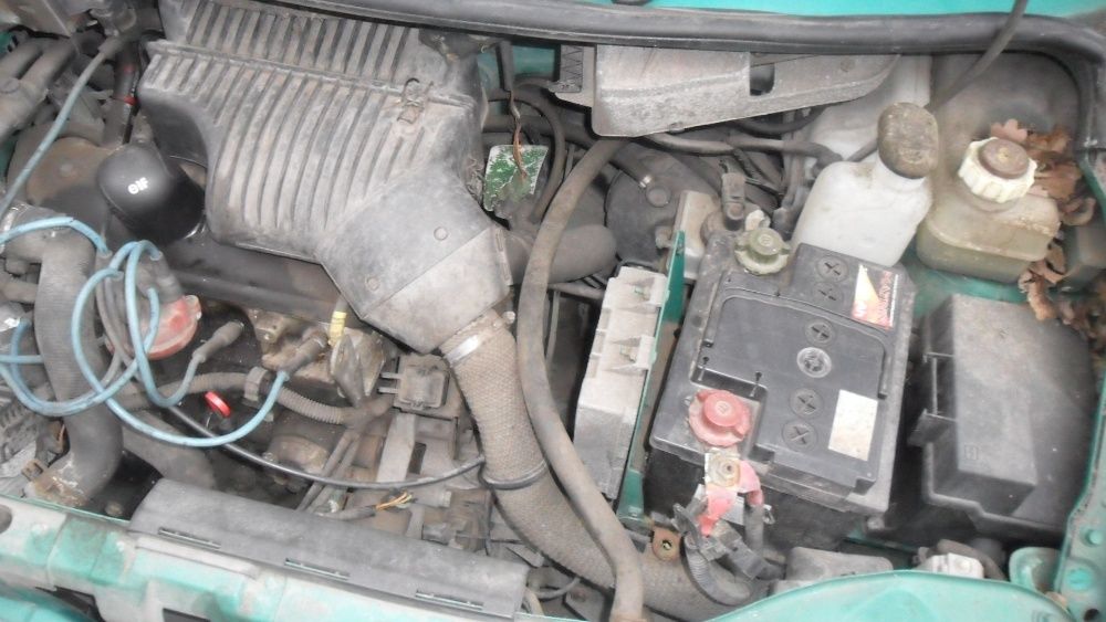 Renault Twingo,1,2 benzyna,kolor zielony,