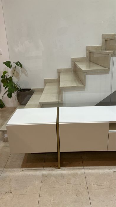 Armario de televisão