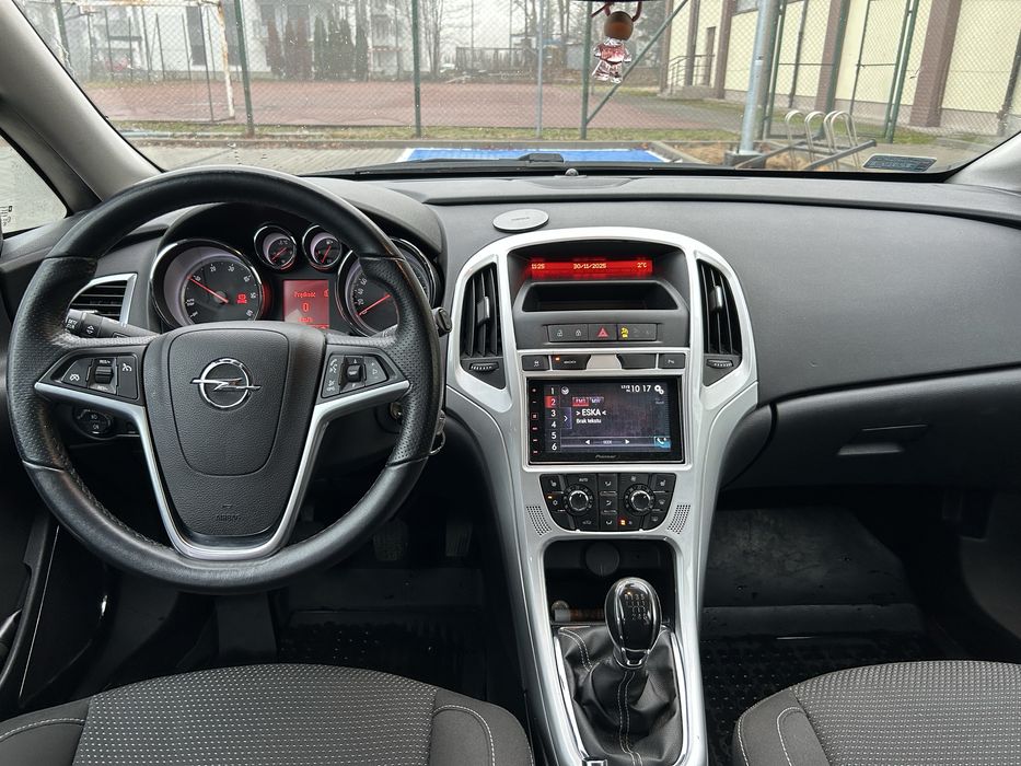 Opel Astra J 2.0 CDTI 164 KM Klimatronik Alu Tempomat!!!