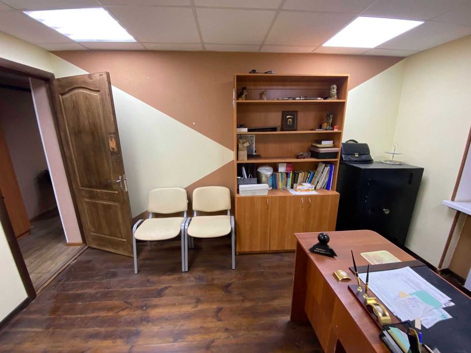 Продам Офісне приміщення вул. В,Морська