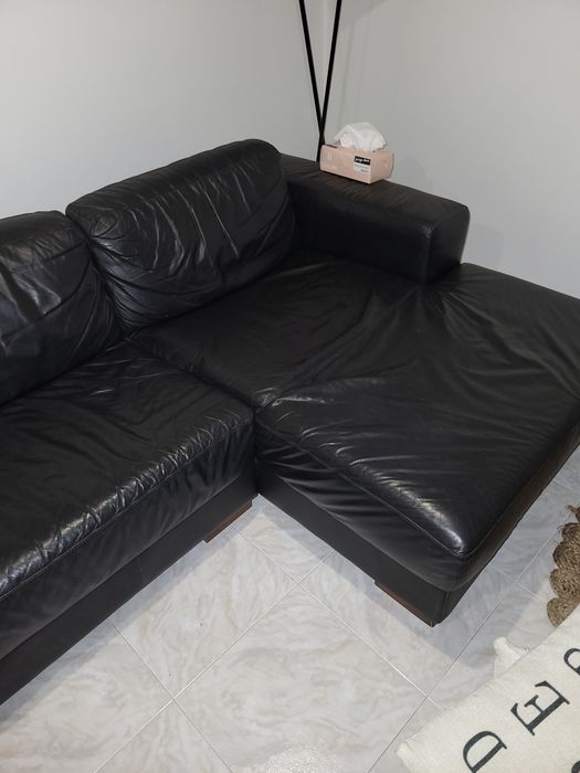 Sofa em pele grande