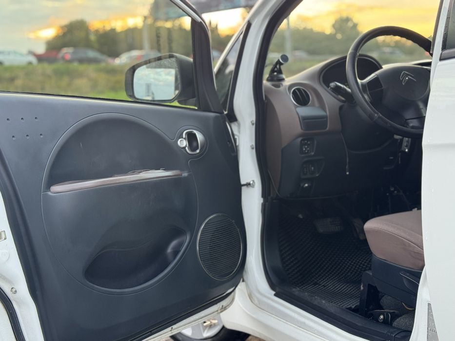 Citroen C-zero сітроен с-зеро