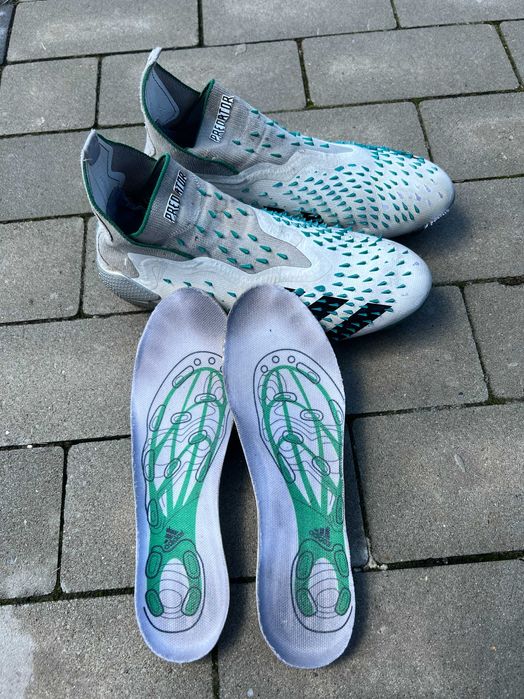 Buty piłkarskie Adidas predator freak demonskin oraz Nike HypervenomX