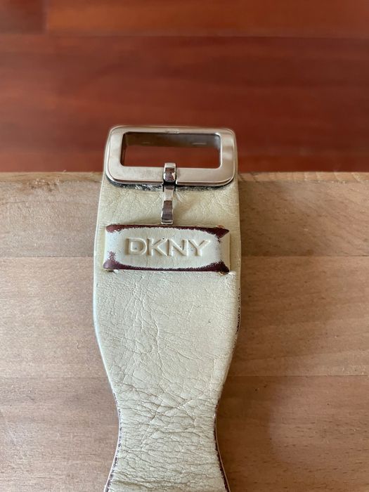 Relógio DKNY (bracelete em pele)