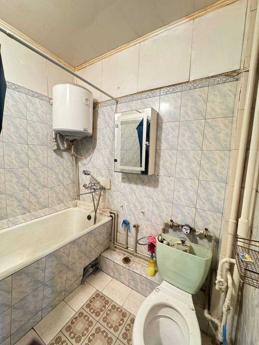 Бюджетна 1к квартира на ж/м Тополь-3