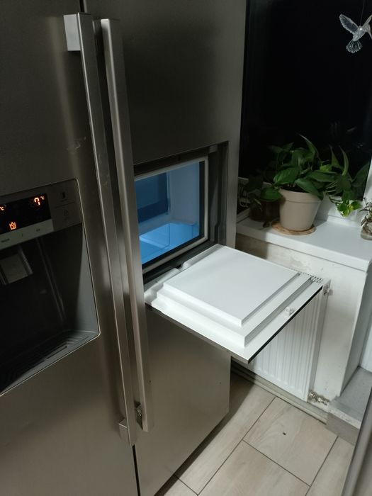 Lodówka side by side